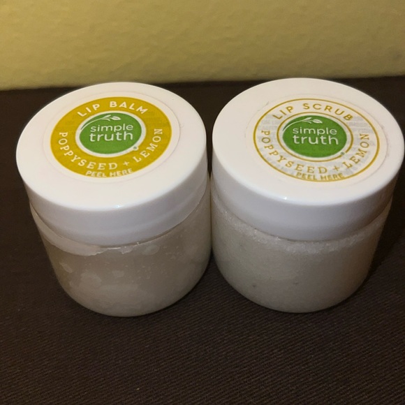 Simple Truth Lemon Poppyseed Lip Scrub Balm Set - Picture 1 of 1